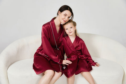22 Momme Luxury Mulberry Silk Matching Pajamas Set For Mother and Daughter